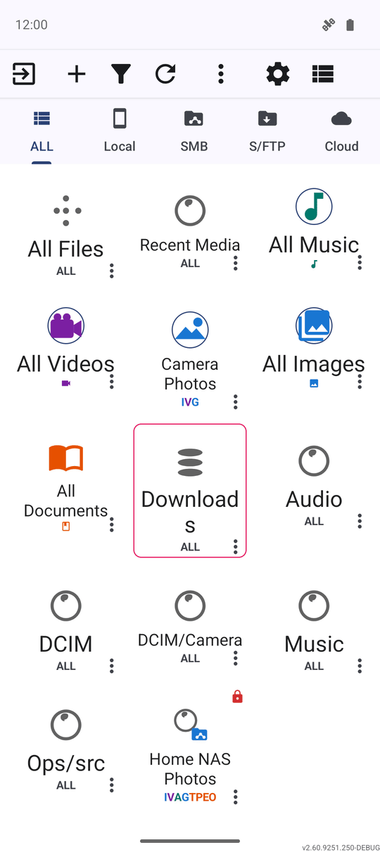 The FastMediaSorter main screen with the resource list showing several folders and network shares as tiles